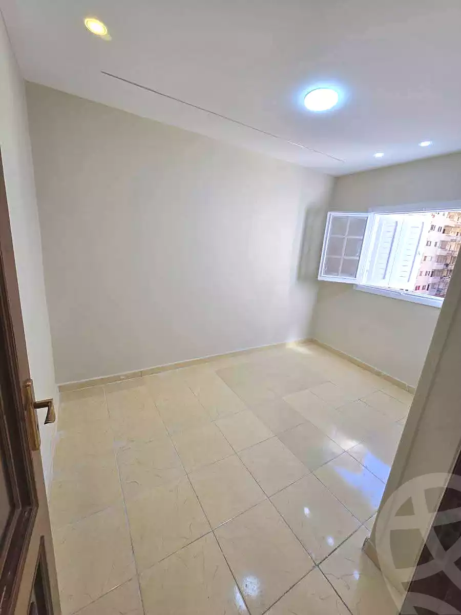 https://aqarmap.com.eg/en/listing/7274538-for-sale-alexandria-miami-street-57