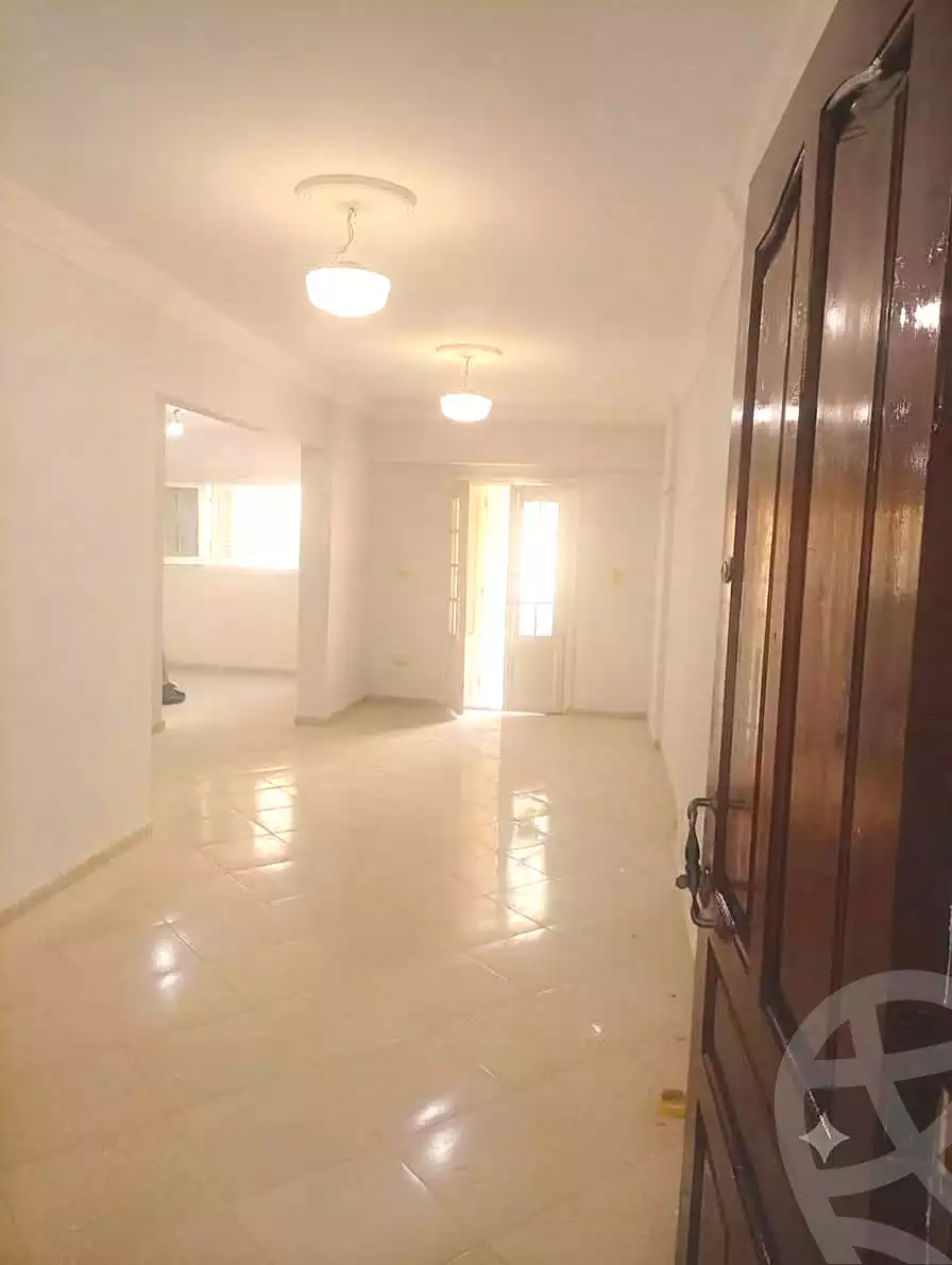 https://aqarmap.com.eg/ar/listing/7274543-for-sale-alexandria-smouha