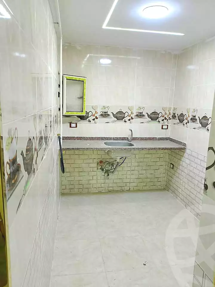 https://aqarmap.com.eg/en/listing/7274595-for-sale-alexandria-al-agamy-el-hanouvel-radwan-st