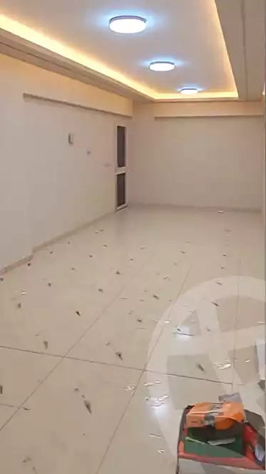 https://aqarmap.com.eg/ar/listing/7274642-for-rent-alexandria-el-montazah-el-malek-st