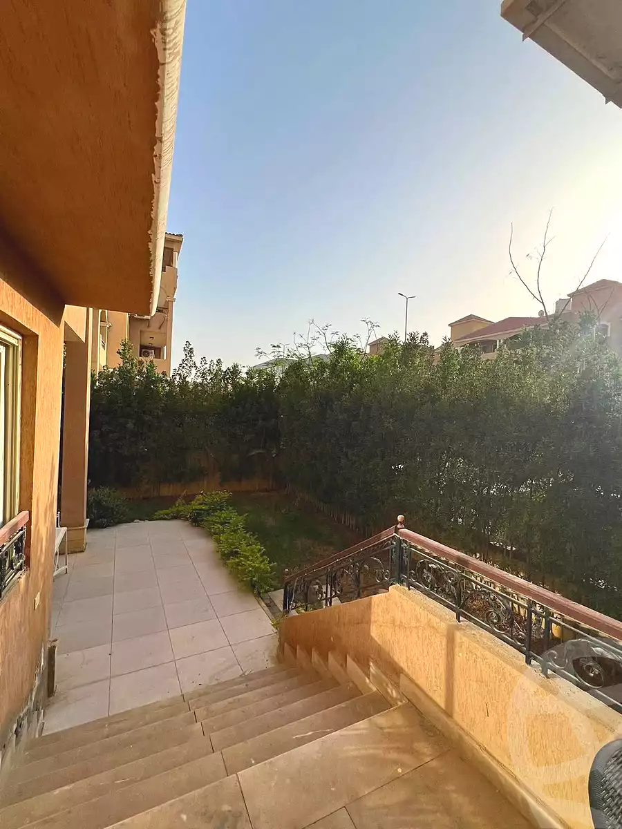 https://aqarmap.com.eg/ar/listing/7274674-for-sale-cairo-el-sheikh-zayed-city-compounds-el-khamayel