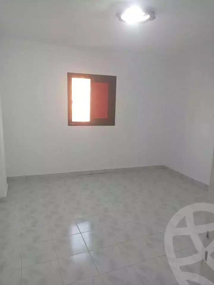 https://aqarmap.com.eg/ar/listing/7274755-for-sale-alexandria-sydy-bshr-sydy-bshr-bhry-gamal-abd-el-nasir-st