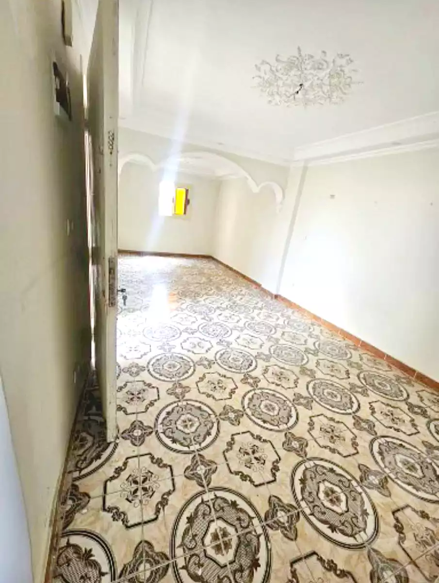 https://aqarmap.com.eg/ar/listing/7275223-for-sale-alexandria-el-asafra-l-sfr-qbly-street-30