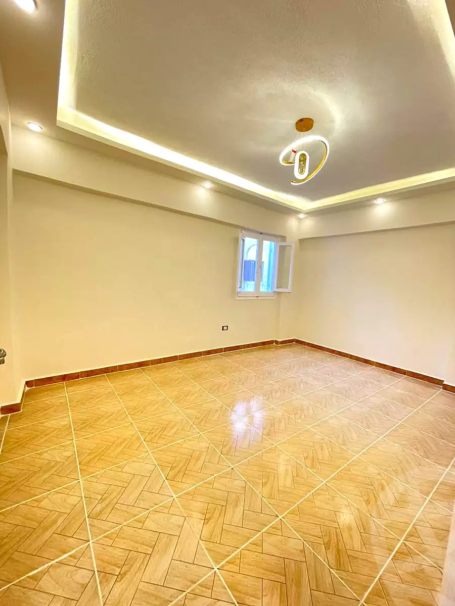 https://aqarmap.com.eg/ar/listing/7275450-for-sale-alexandria-al-agamy-shataa-el-nakheel
