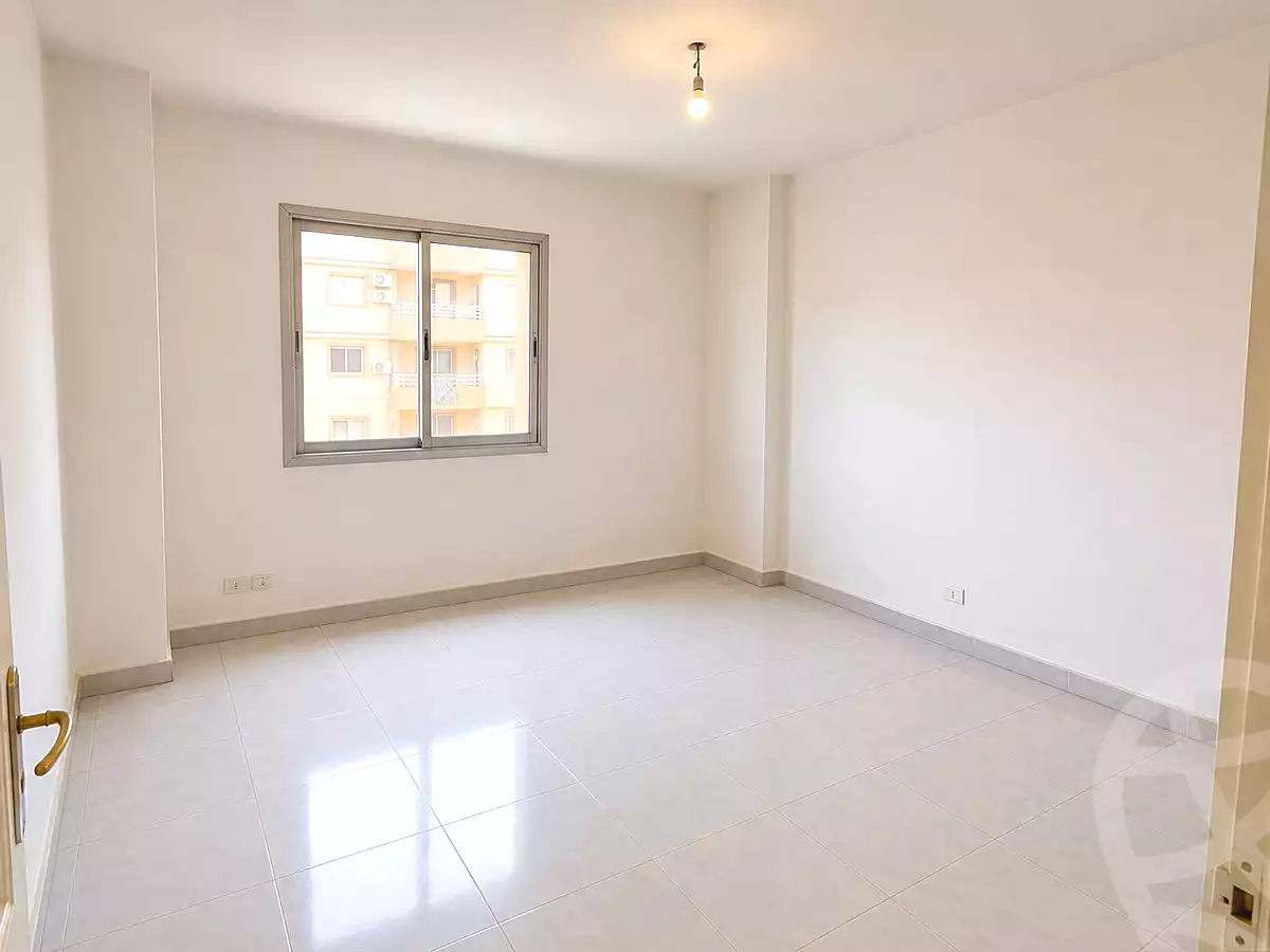 https://aqarmap.com.eg/ar/listing/7275491-for-sale-cairo-new-cairo-madinaty-lmntq-lthlthh-fylt-group-25