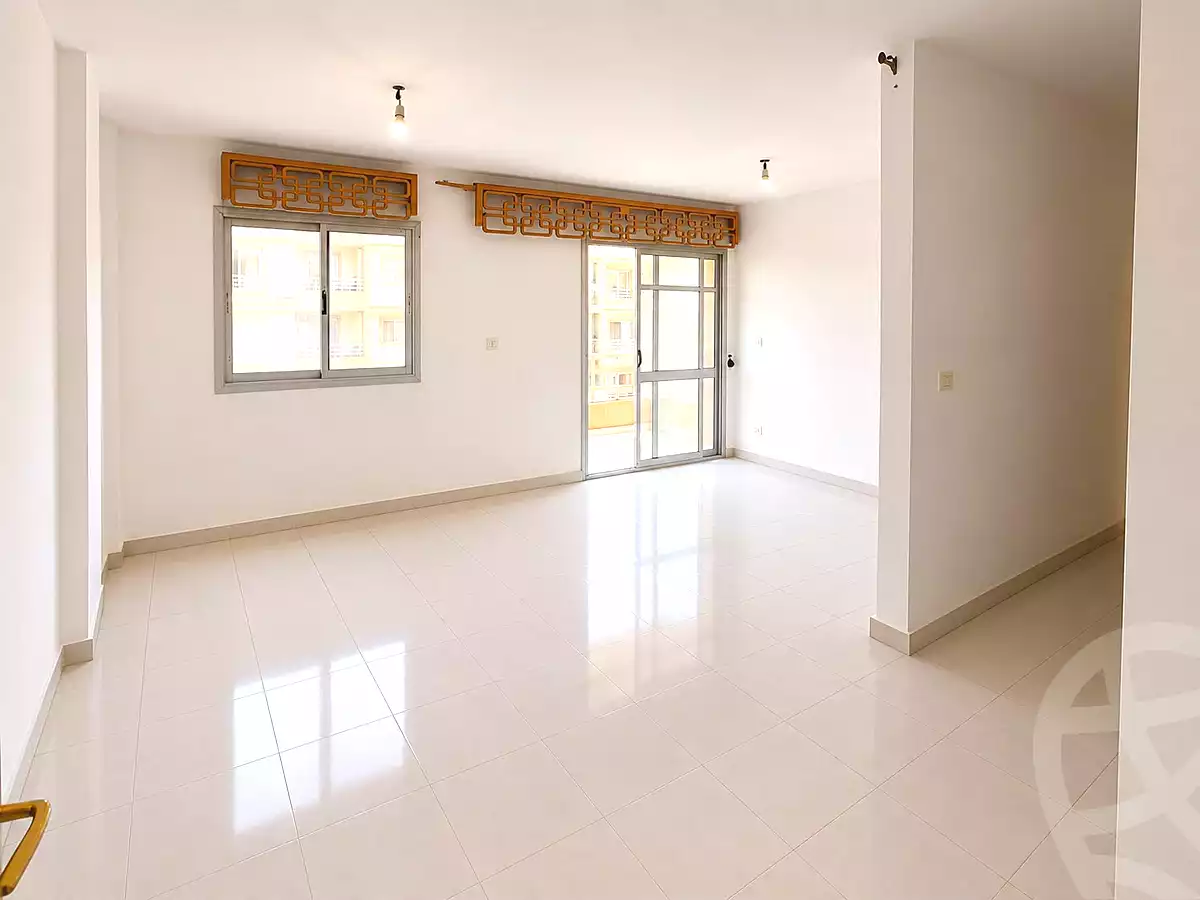 https://aqarmap.com.eg/ar/listing/7275491-for-sale-cairo-new-cairo-madinaty-lmntq-lthlthh-fylt-group-25