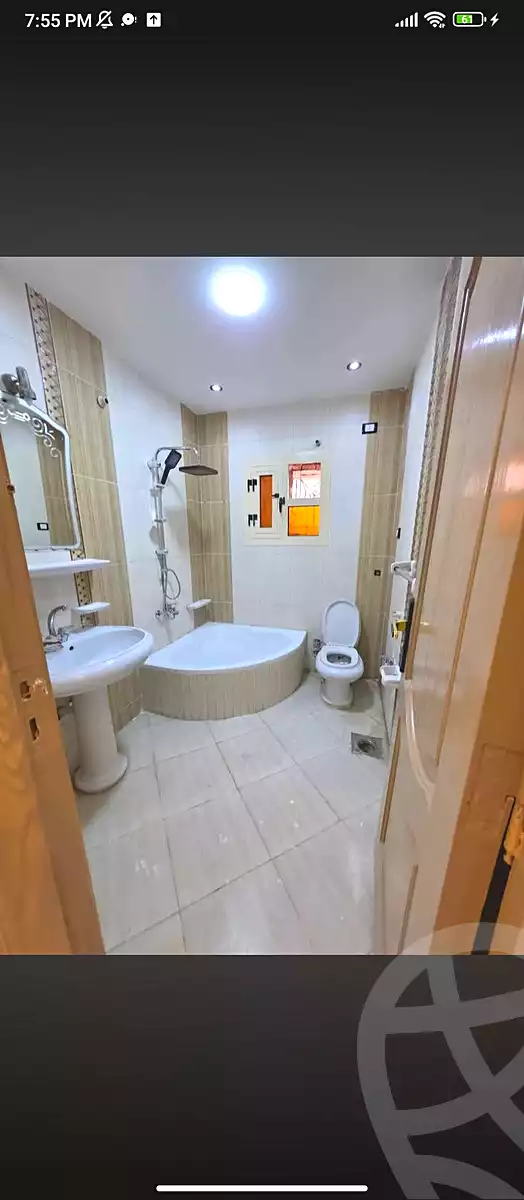 https://aqarmap.com.eg/ar/listing/7275562-for-sale-alexandria-al-agamy-bw-ywsf