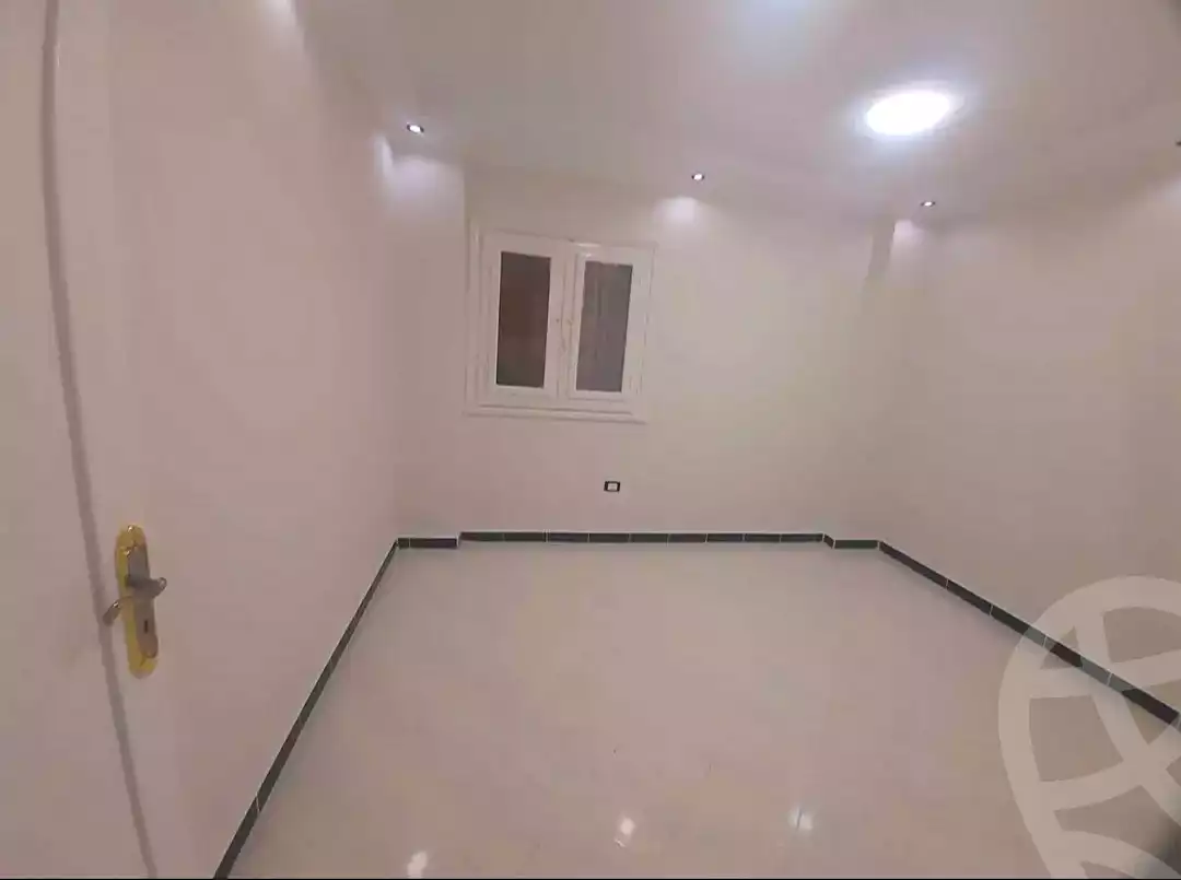 https://aqarmap.com.eg/en/listing/7275625-for-sale-alexandria-al-agamy-shataa-el-nakheel