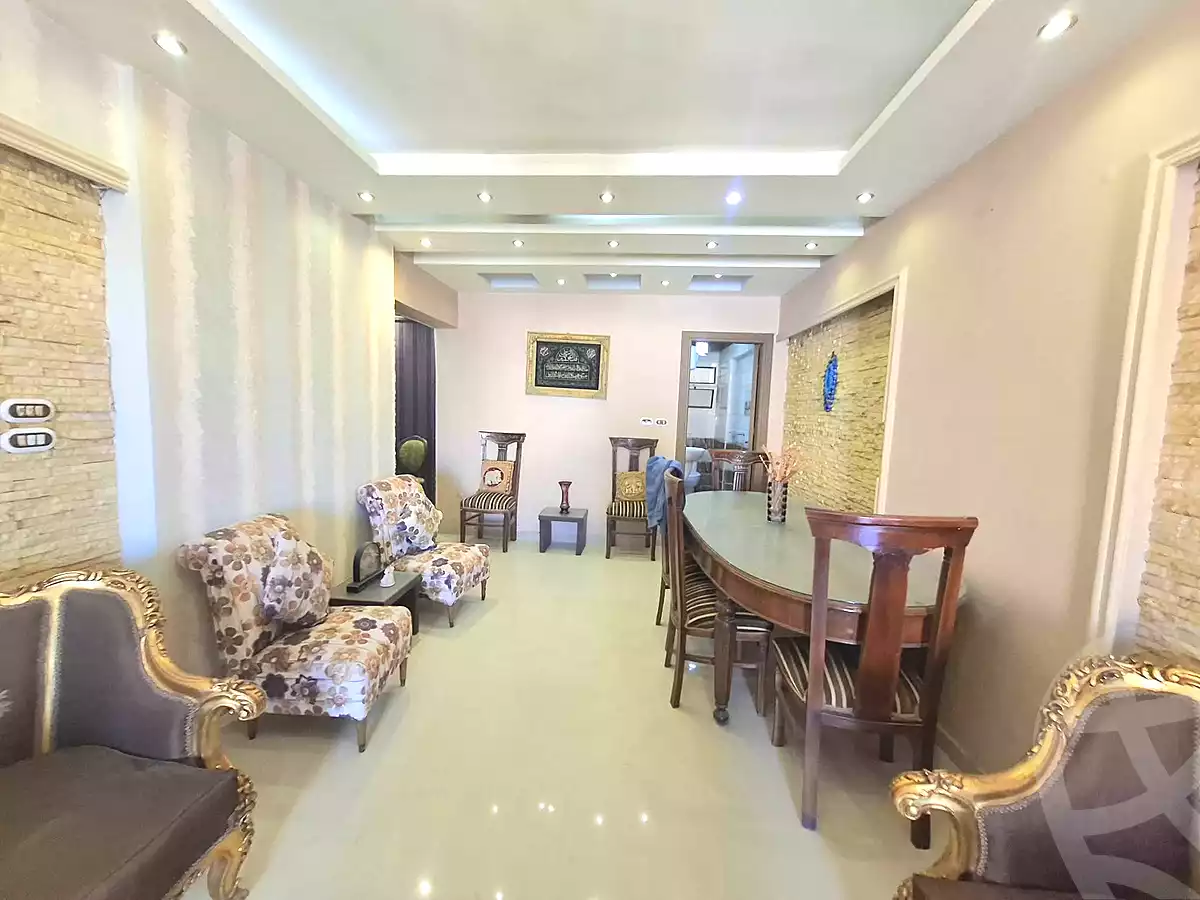 https://aqarmap.com.eg/en/listing/7275653-for-sale-alexandria-ganaklis-shr-mrtdy-bsh