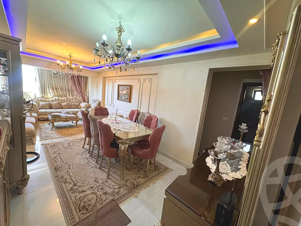 https://aqarmap.com.eg/en/listing/7275770-for-sale-alexandria-mansheya