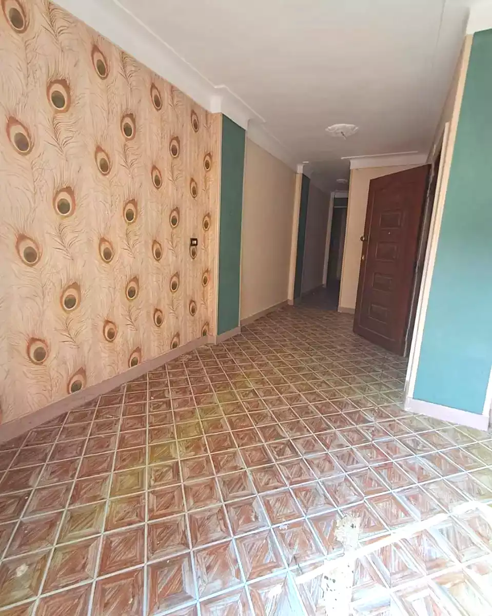 https://aqarmap.com.eg/en/listing/7275810-for-sale-alexandria-sydy-bshr-sydy-bshr-bhry-ali-hipa-st