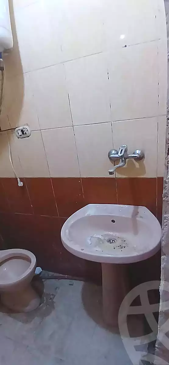 https://aqarmap.com.eg/ar/listing/7276438-for-sale-alexandria-al-agamy-el-hanouvel