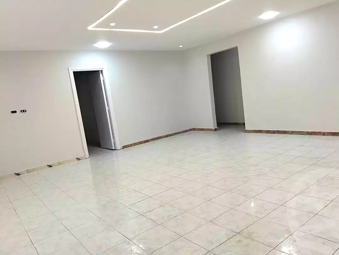 https://aqarmap.com.eg/en/listing/7276514-for-sale-alexandria-al-agamy-el-hanouvel-radwan-st