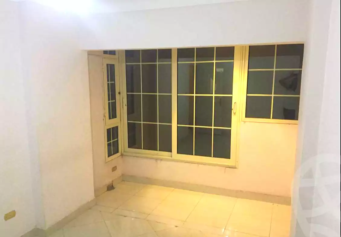 https://aqarmap.com.eg/ar/listing/7276689-for-rent-alexandria-ganaklis-shr-bw-qyr-tryq-lhry