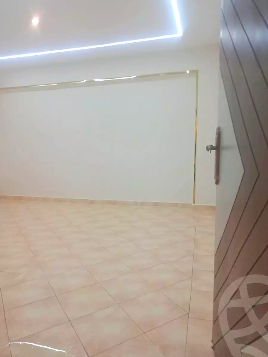 https://aqarmap.com.eg/ar/listing/7276730-for-sale-alexandria-al-agamy-el-hanouvel-radwan-st