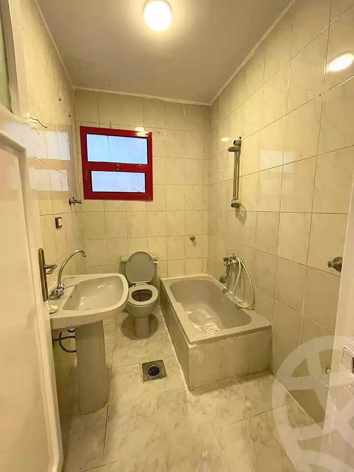 https://aqarmap.com.eg/en/listing/7276765-for-sale-alexandria-al-agamy-shataa-el-nakheel