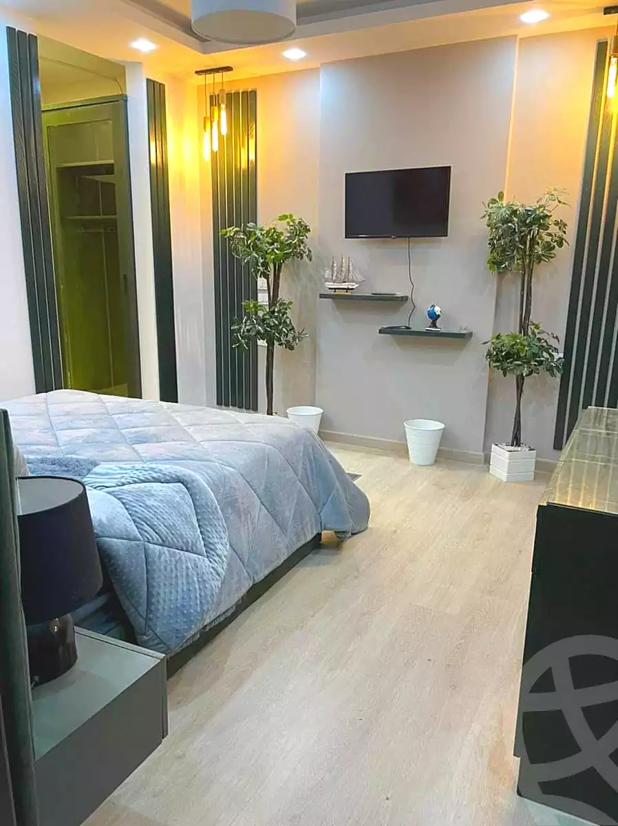 https://aqarmap.com.eg/ar/listing/7277232-for-sale-cairo-new-cairo-compounds-mountain-view1-1-compound