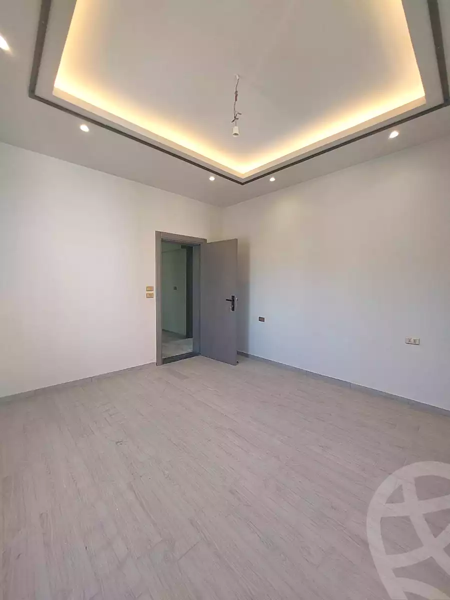https://aqarmap.com.eg/ar/listing/7277228-for-sale-cairo-el-shorouk-compounds-spring-valley