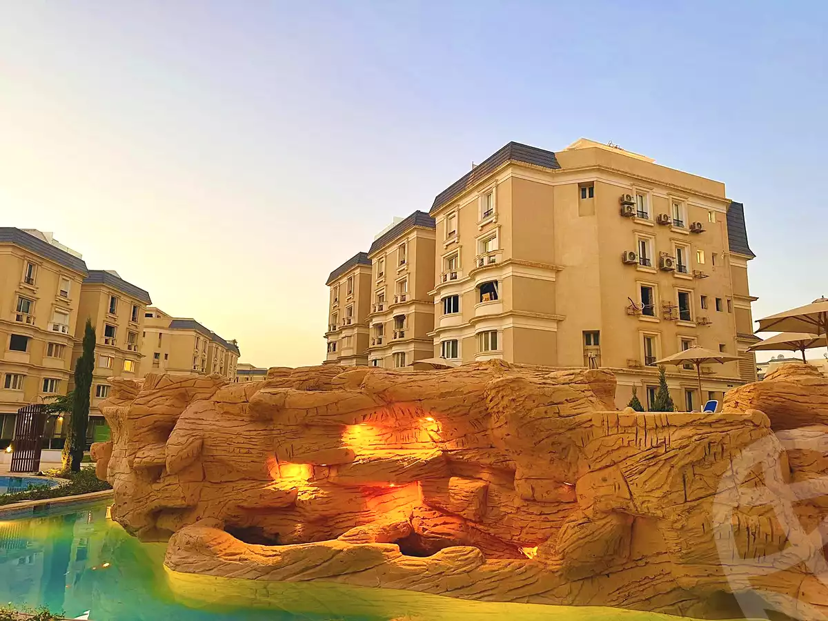 https://aqarmap.com.eg/ar/listing/7277238-for-sale-cairo-new-cairo-compounds-mountain-view1-1-compound