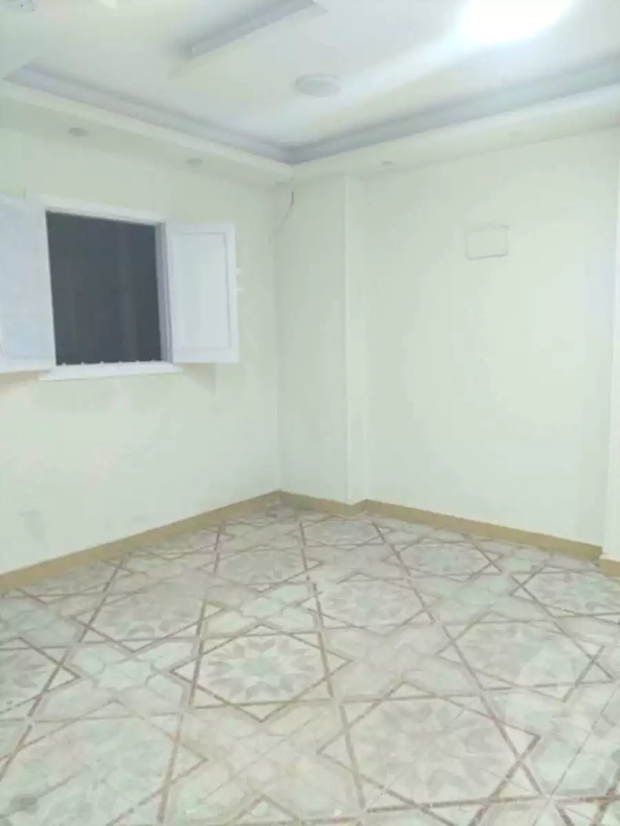 https://aqarmap.com.eg/ar/listing/7277308-for-rent-alexandria-miami-shr-jml-bd-lnsr