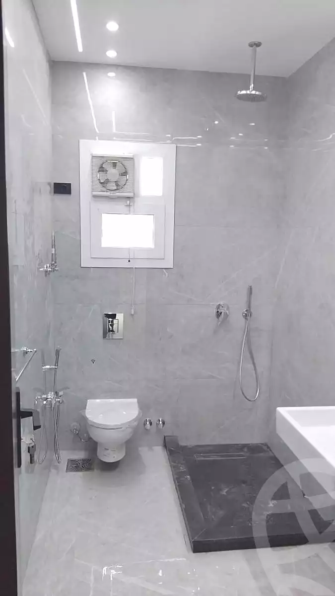 https://aqarmap.com.eg/en/listing/7277388-for-rent-cairo-6th-of-october-shr-drym-lnd