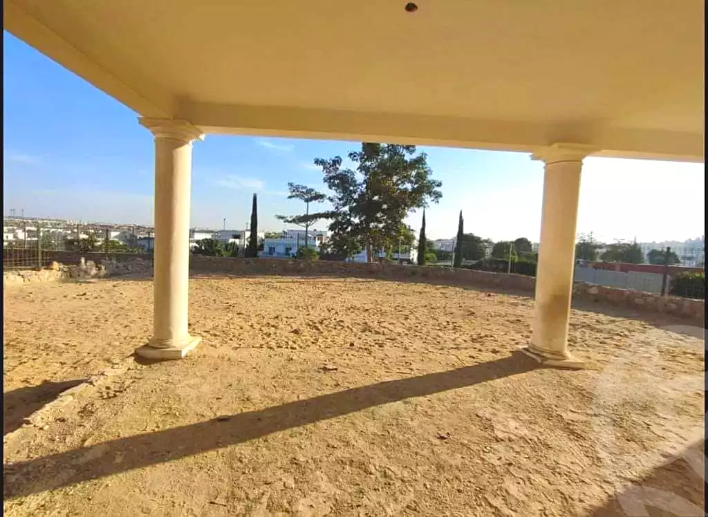 https://aqarmap.com.eg/ar/listing/7277522-for-sale-cairo-new-cairo-compounds-mountain-view1-1-compound