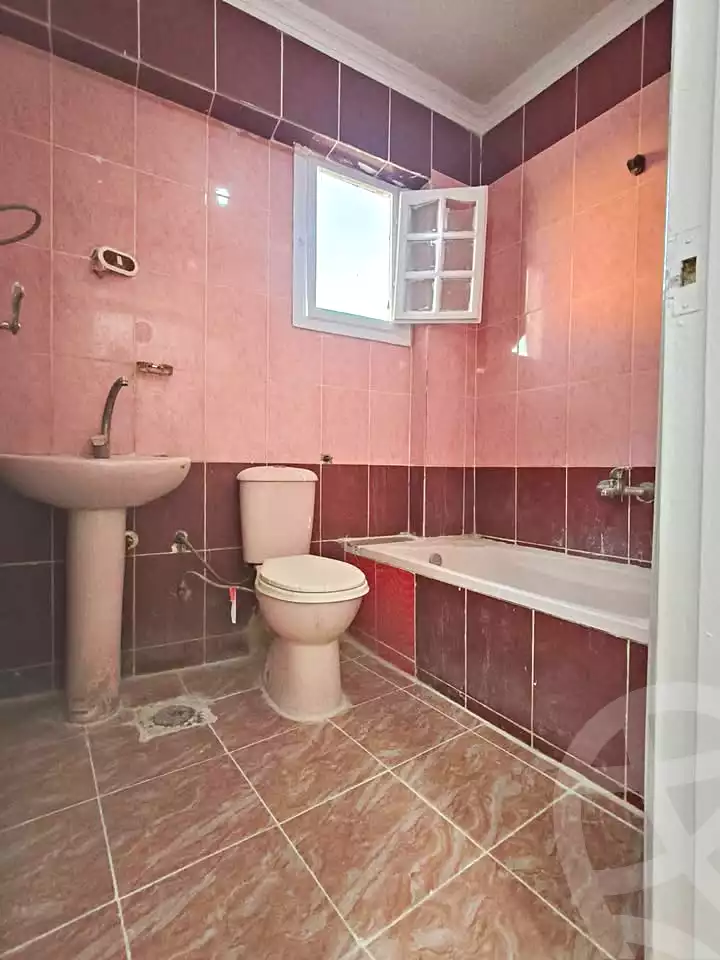 https://aqarmap.com.eg/ar/listing/7277847-for-sale-alexandria-al-agamy-shataa-el-nakheel