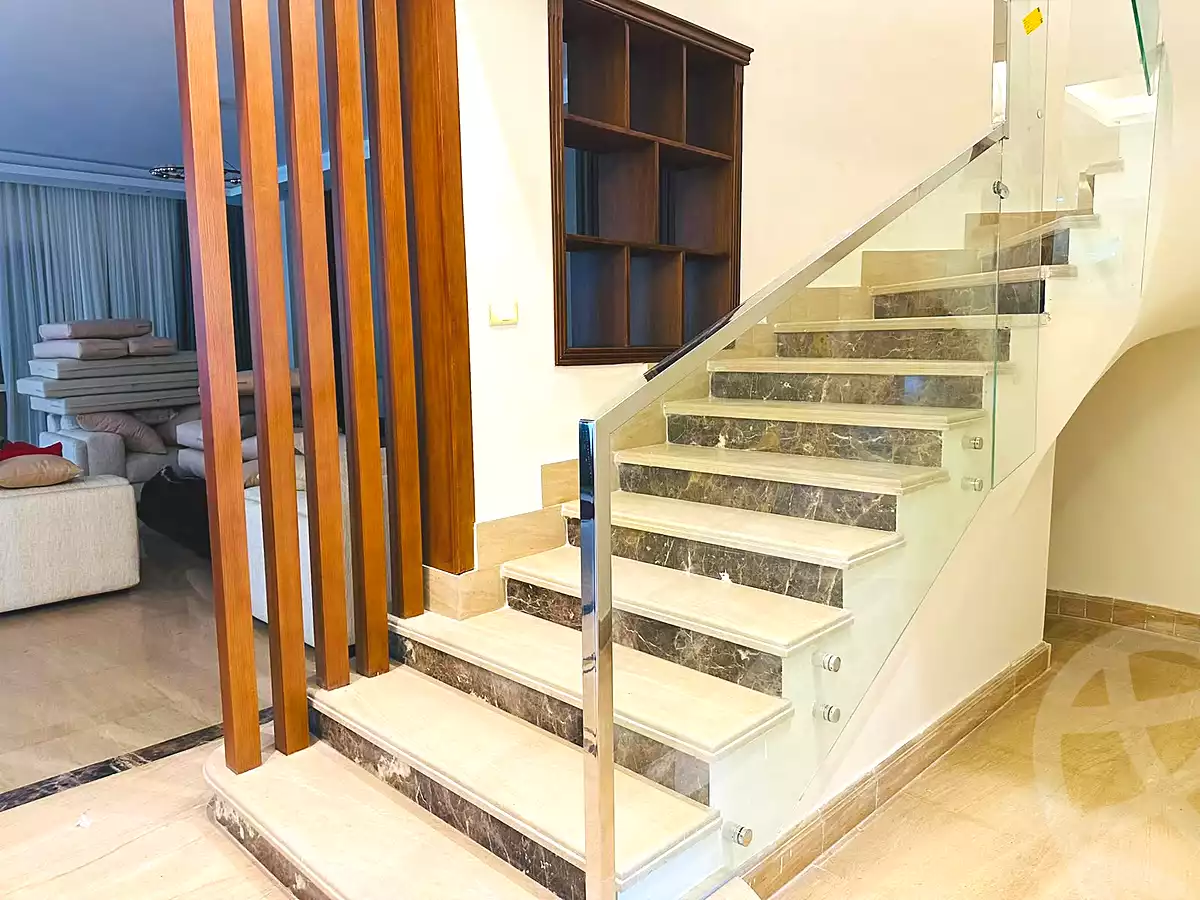 https://aqarmap.com.eg/en/listing/7278250-for-sale-cairo-new-cairo-compounds-byljyw