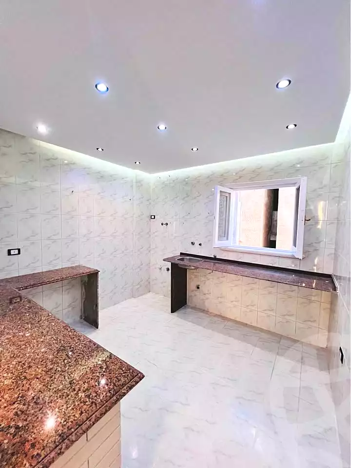 https://aqarmap.com.eg/ar/listing/7278431-for-sale-alexandria-al-agamy-shataa-el-nakheel