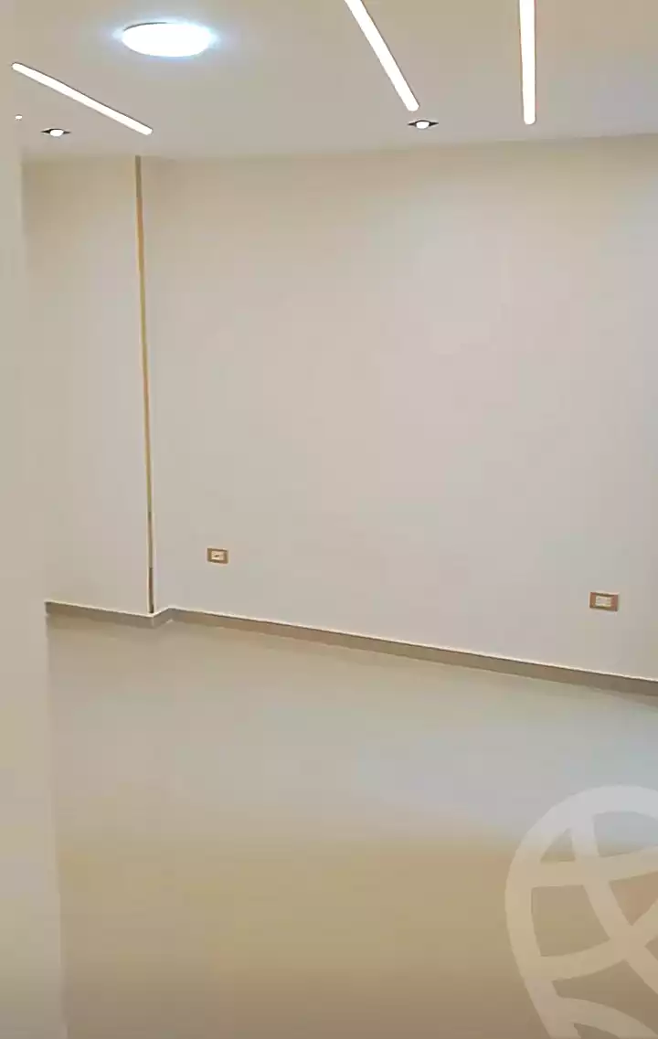 https://aqarmap.com.eg/en/listing/7278475-for-sale-alexandria-sydy-bshr-sydy-bshr-bhry-shr-mhmwd-l-yswy