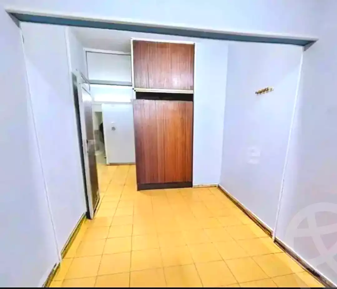 https://aqarmap.com.eg/ar/listing/7278606-for-sale-alexandria-sydy-bshr-sydy-bshr-bhry-shr-khld-bn-lwlyd