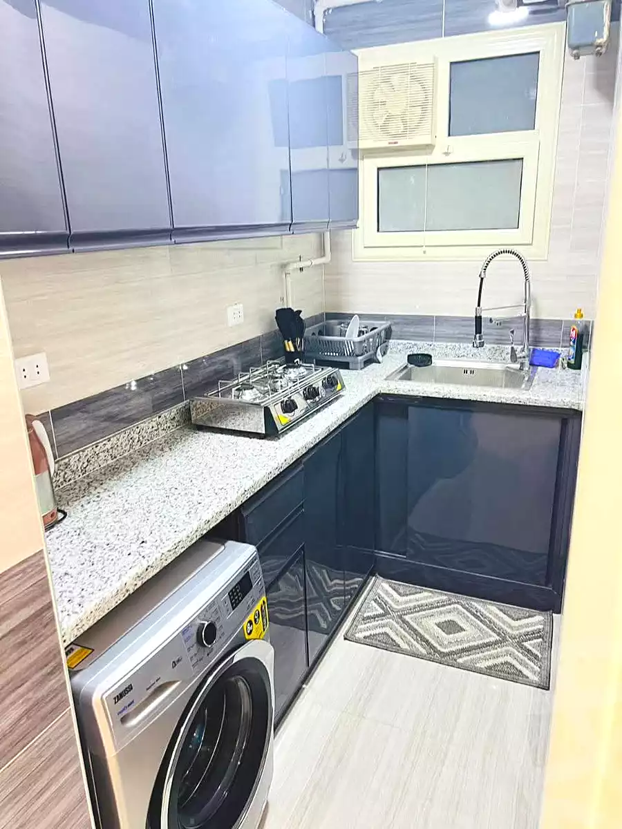 https://aqarmap.com.eg/ar/listing/7278867-for-rent-dakahlia-mansoura-el-mansoura-city-el-gomhouria-st