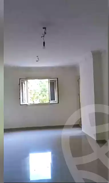 https://aqarmap.com.eg/ar/listing/7278997-for-rent-alexandria-moharram-bey