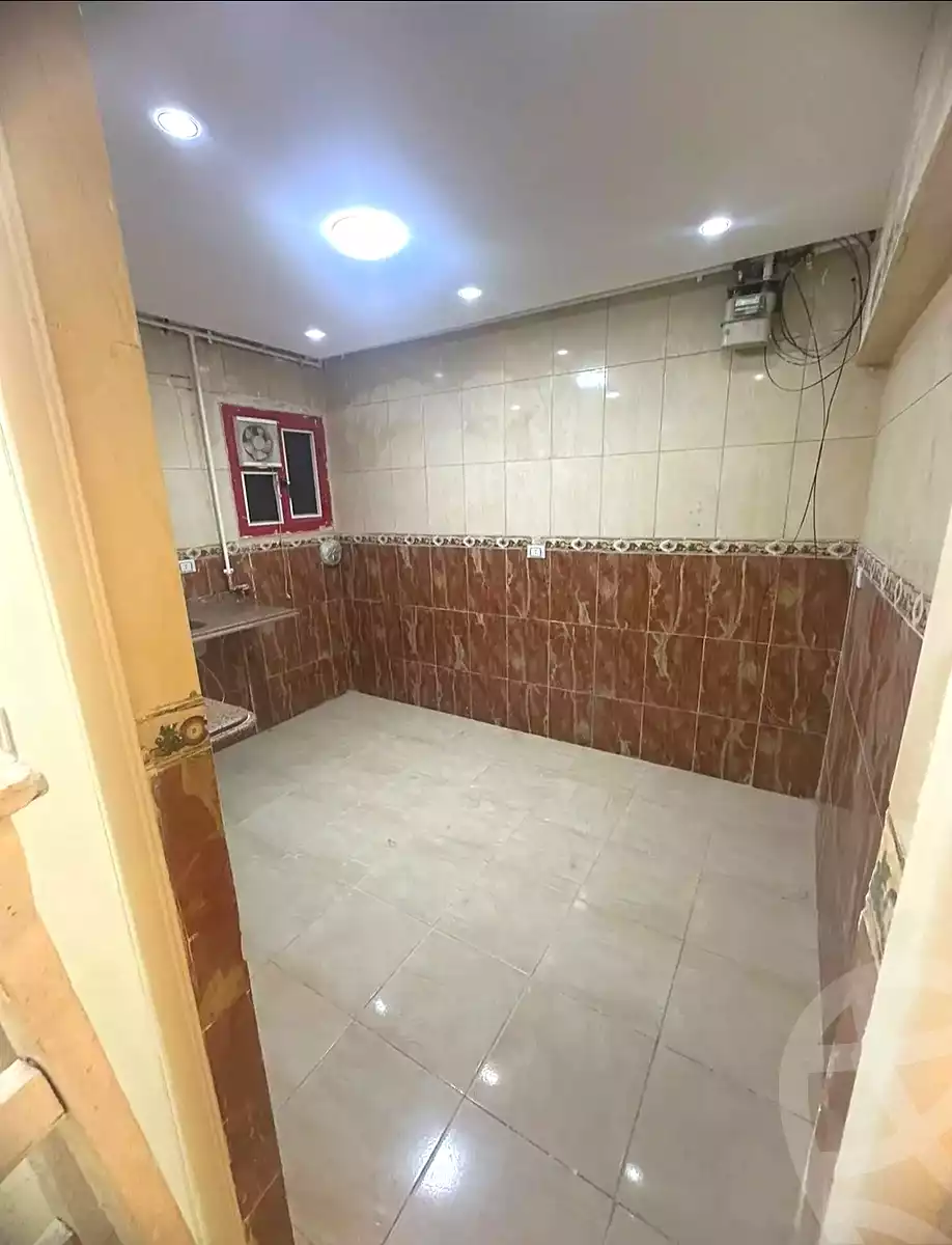 https://aqarmap.com.eg/ar/listing/7279030-for-sale-alexandria-sydy-bshr-sydy-bshr-bhry-shr-mhmwd-l-yswy
