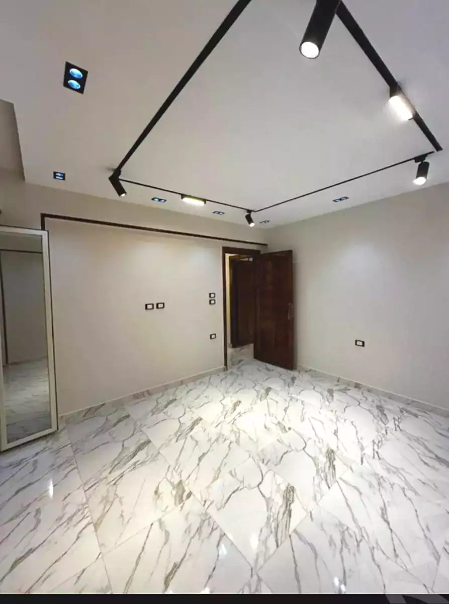 https://aqarmap.com.eg/en/listing/7279412-for-sale-alexandria-al-agamy-lbytsh
