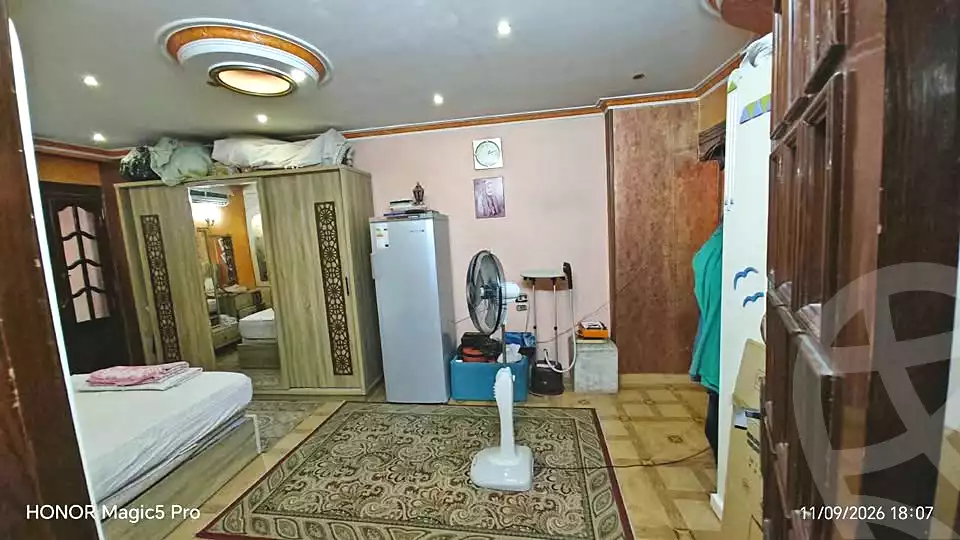 https://aqarmap.com.eg/ar/listing/7279525-for-sale-cairo-helwan-helwan-el-sharkeya-mostafa-safwat-st