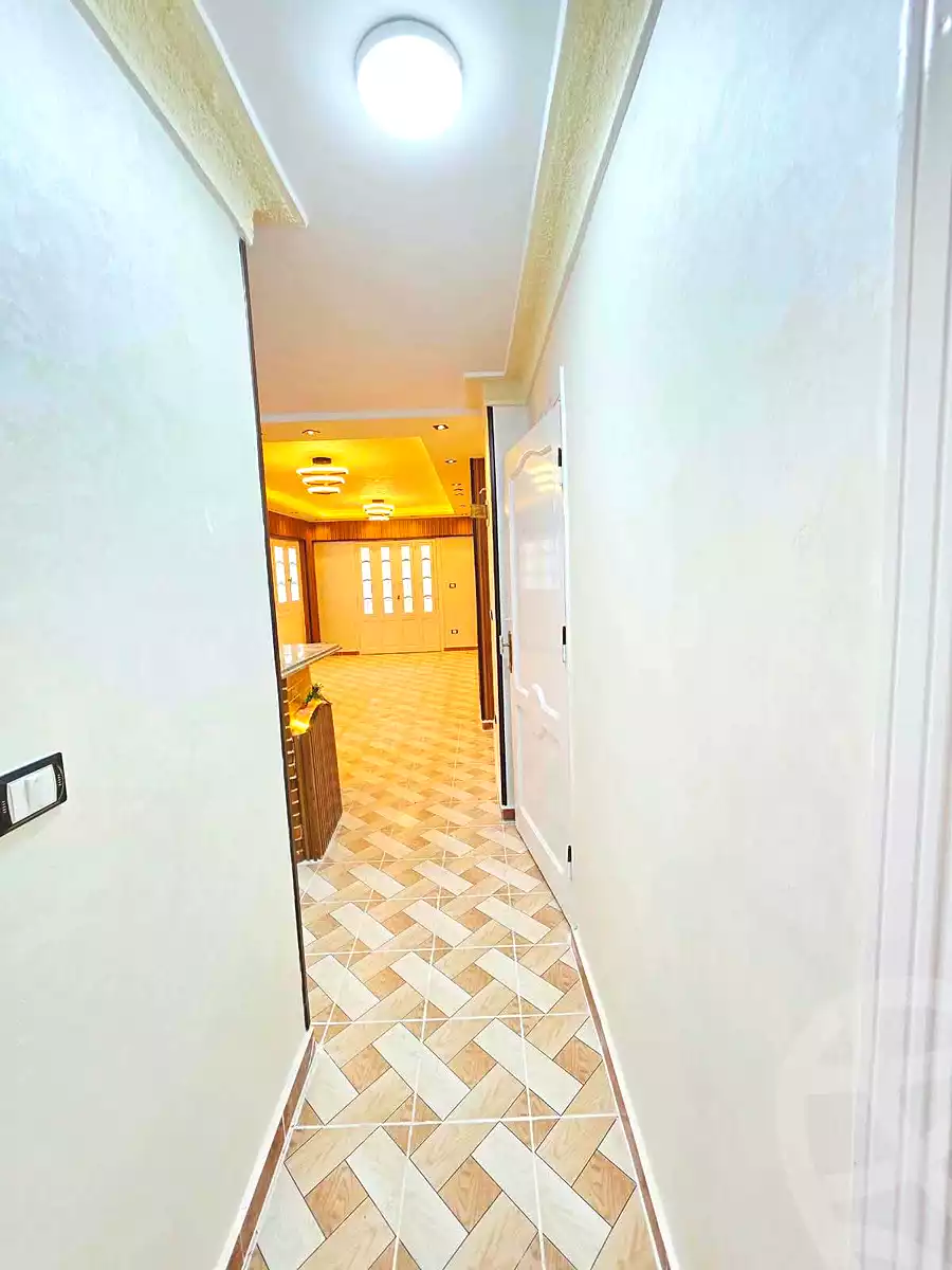 https://aqarmap.com.eg/ar/listing/7279758-for-sale-alexandria-al-agamy-shataa-el-nakheel