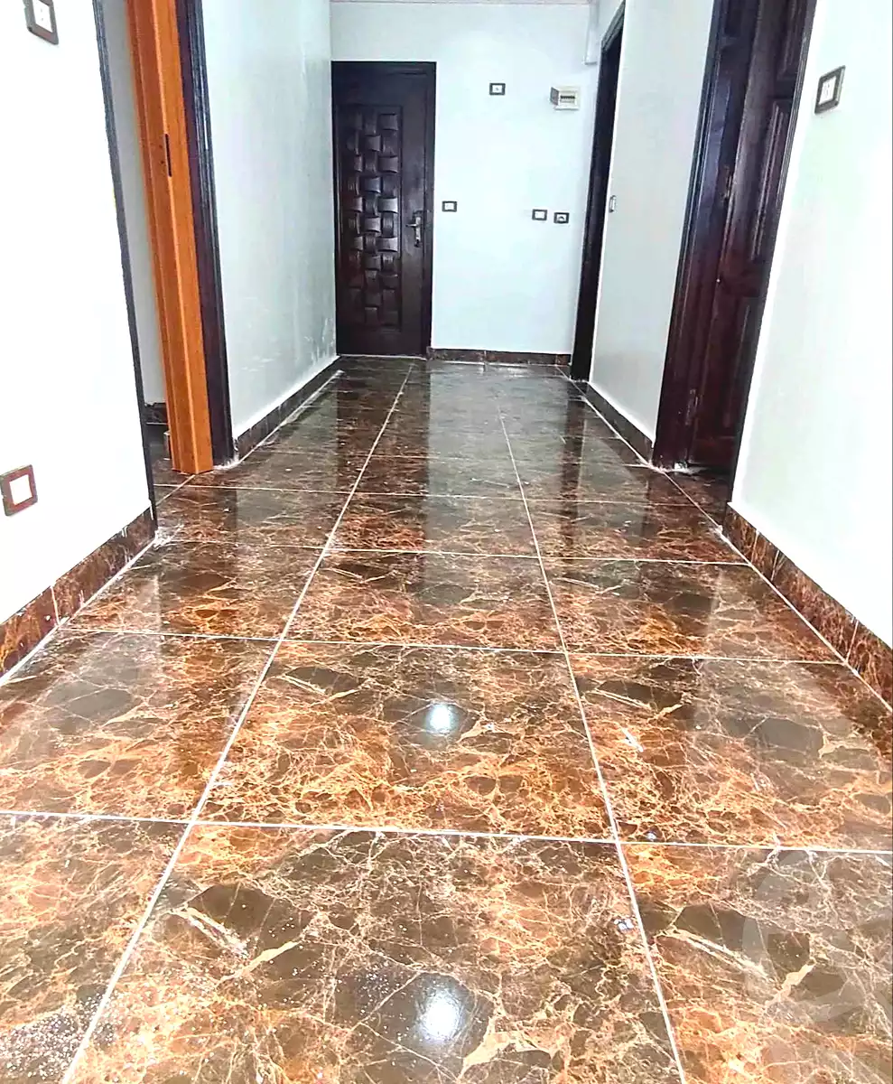 https://aqarmap.com.eg/en/listing/7279848-for-sale-alexandria-el-asafra-l-sfr-qbly