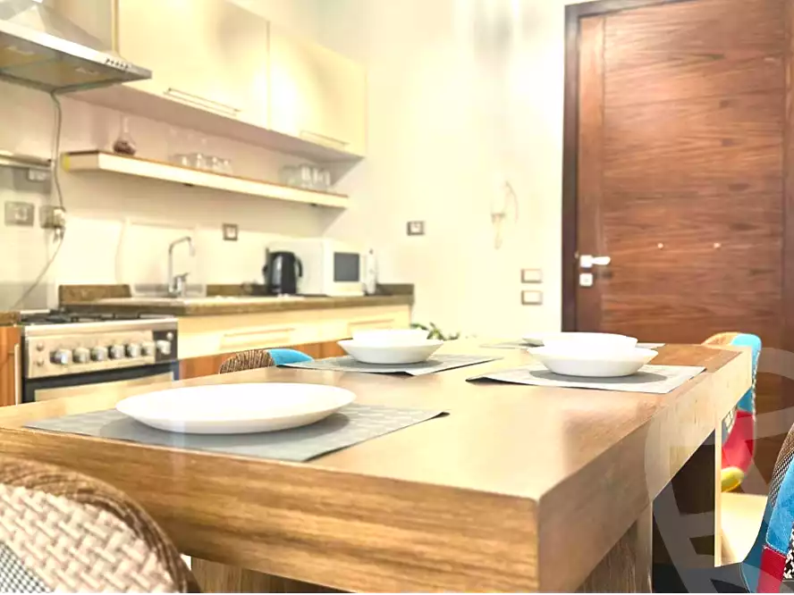 https://aqarmap.com.eg/ar/listing/7028558-for-rent-cairo-new-cairo-compounds-kmbwnd-fyldj-jyt-blm-hylz