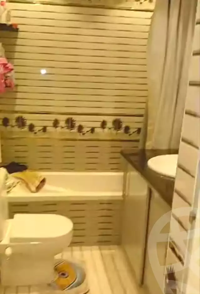 https://aqarmap.com.eg/ar/listing/7279993-for-sale-cairo-ain-shams-ain-shams-el-sharkia-el-zahraa-st