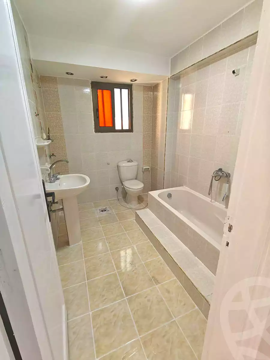 https://aqarmap.com.eg/ar/listing/7280195-for-sale-alexandria-al-agamy