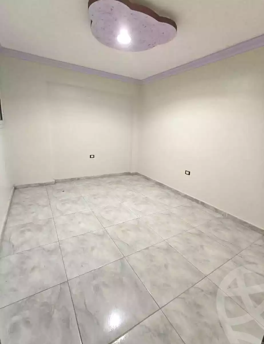 https://aqarmap.com.eg/ar/listing/7280267-for-sale-alexandria-bw-qyr-toson-st