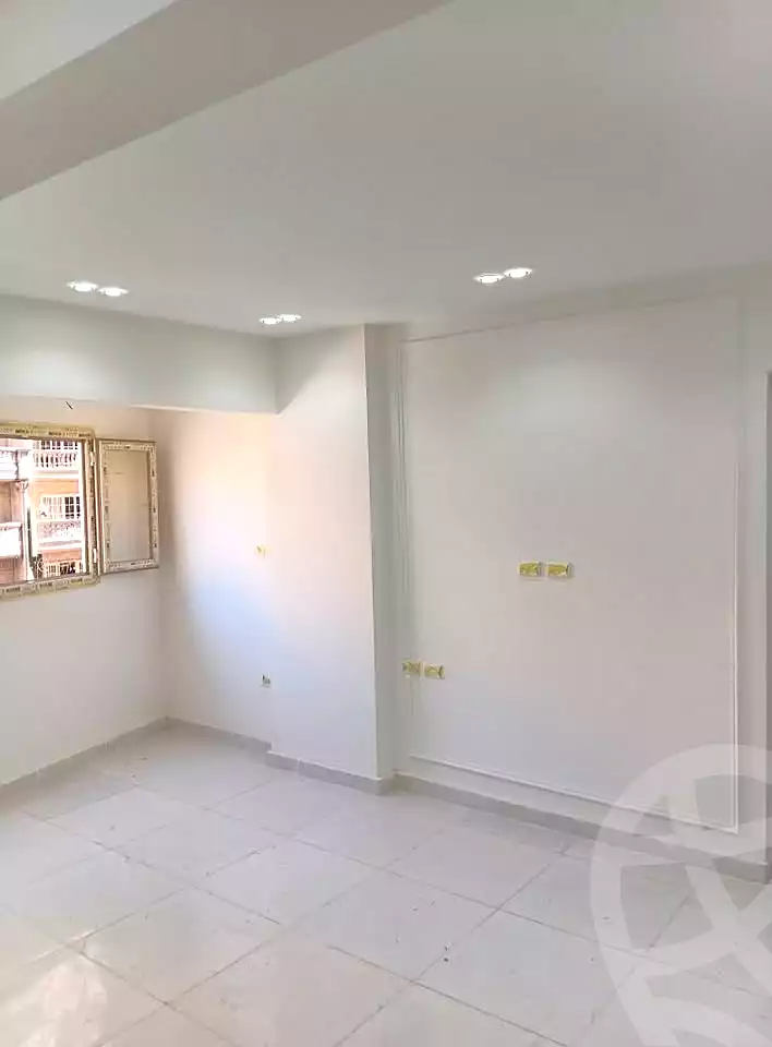 https://aqarmap.com.eg/en/listing/7280372-for-sale-alexandria-miami-shr-jml-bd-lnsr