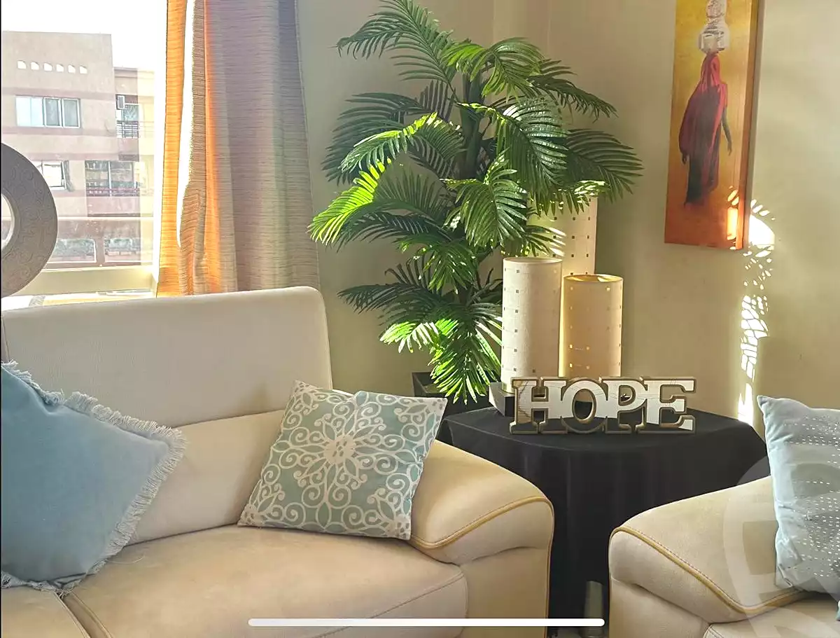 https://aqarmap.com.eg/en/listing/7280458-for-sale-cairo-new-cairo-lrhb-city-phase-4-mostafa-kamel-st