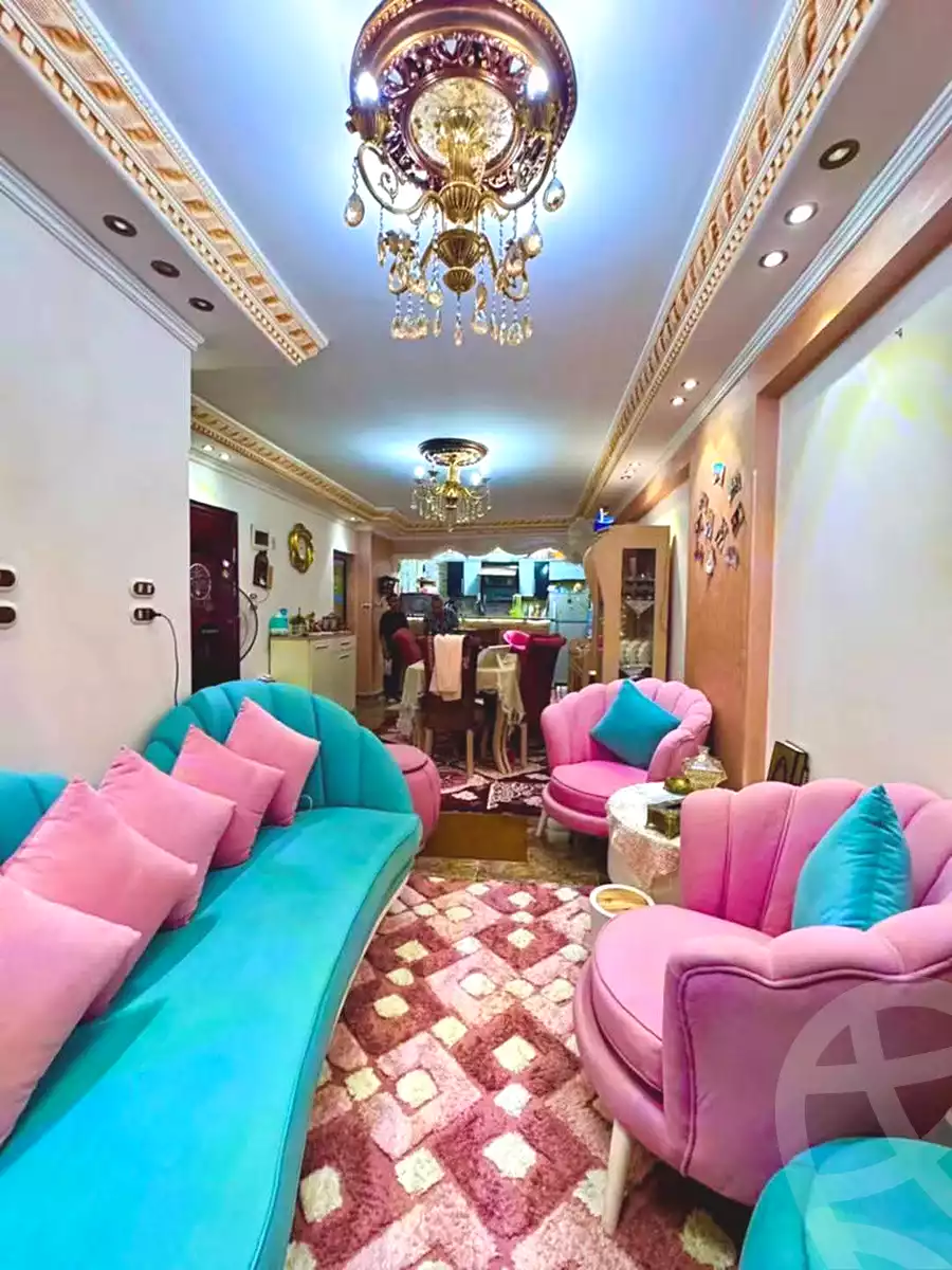 https://aqarmap.com.eg/ar/listing/7280653-for-sale-alexandria-el-asafra-shr-45