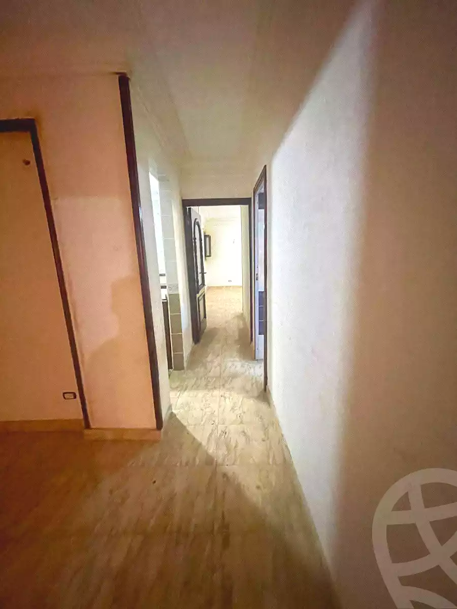 https://aqarmap.com.eg/en/listing/7280888-for-sale-alexandria-al-agamy-lbytsh-el-saleheen-mosque-st