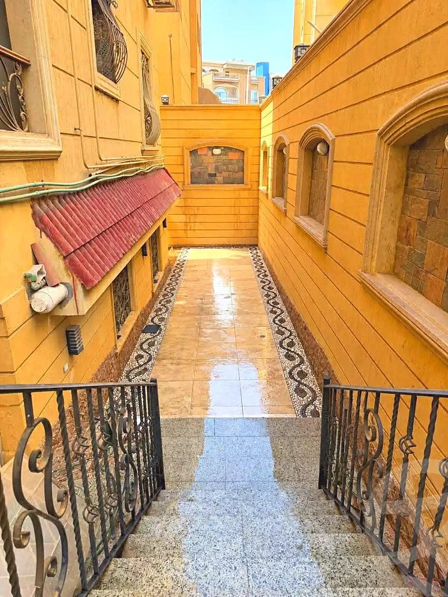 https://aqarmap.com.eg/ar/listing/7281008-for-sale-cairo-new-cairo-south-investors-al-gezira-st