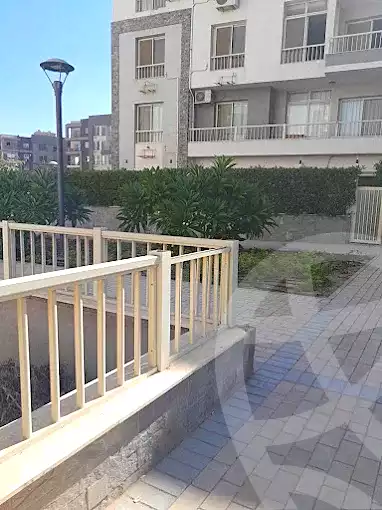https://aqarmap.com.eg/en/listing/7281028-for-sale-cairo-new-cairo-compounds-jyd