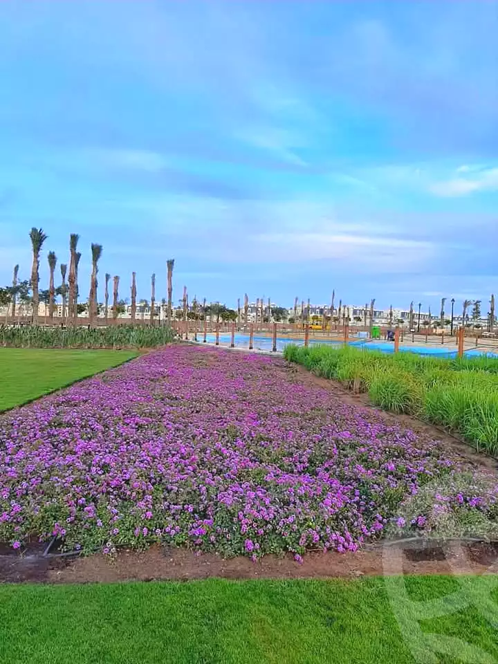 https://aqarmap.com.eg/en/listing/7281216-for-sale-cairo-new-cairo-6th-settlement-compounds-hyde-park-central-compound