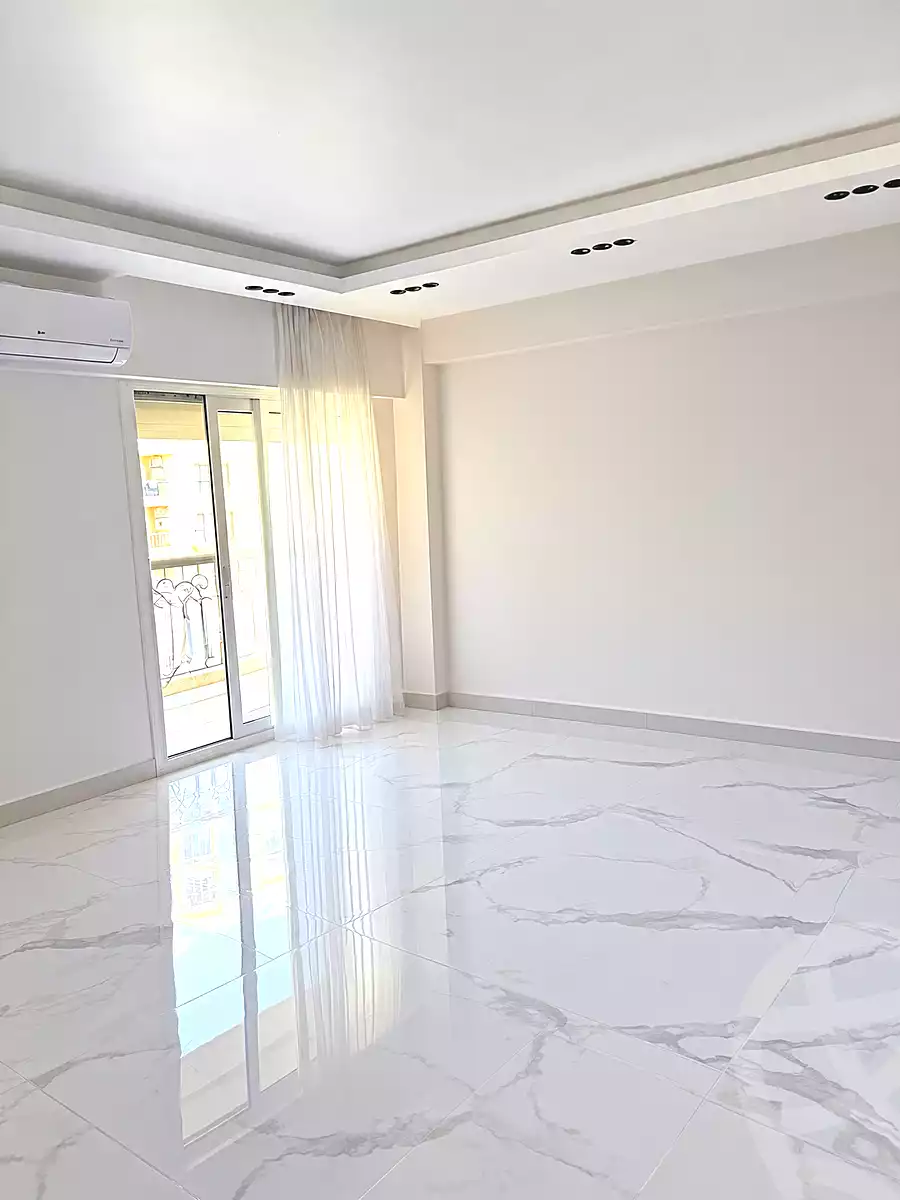 https://aqarmap.com.eg/en/listing/7281303-for-sale-cairo-new-cairo-lrhb-city-mtdd-lrhb-phase-9